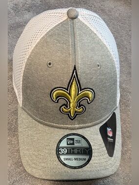 NWT New Orleans Saints New ERA 39Thirty Flex Fit Cap